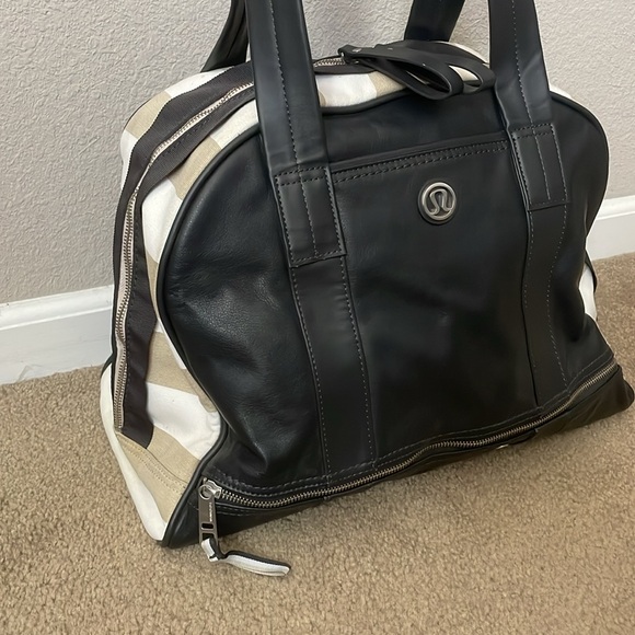 Lululemon Om For All Pinstripe Canvas Gym Bag Tote - Picture 5 of 16